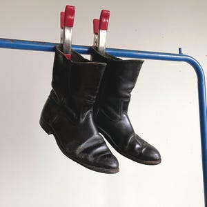 Herr 8,5 / 9 60- / 70-tals svarta cowboystövlar i läder / Pull On Pecos-stil