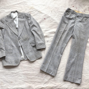 Size 38 / 40 70s Gray & Black Plaid Suit / Wool Blend Micro Plaid 1970s Men&#39;s Two Piece Jacket Pants Penneys Towncraft