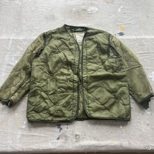 Small Vintage US Army Quilted Jacket Liners / Liner Jacket, M65 M-65 Liners, Green Quilt Coat, 1980s 1970s