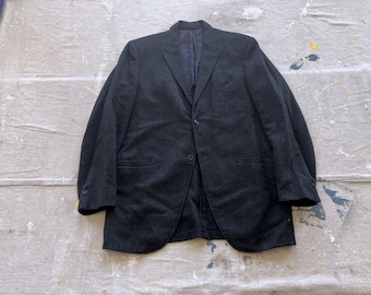 Medium / Size 40 50s / 60s Striped Charcoal Grey Wool Men's Sport Coat / Two Button Black Brown Grey Jacket Preppie Ivy Peaked Lapels