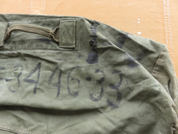 Vintage 60s / 70s US Army Painted Duffel Bag / Se… - image 3