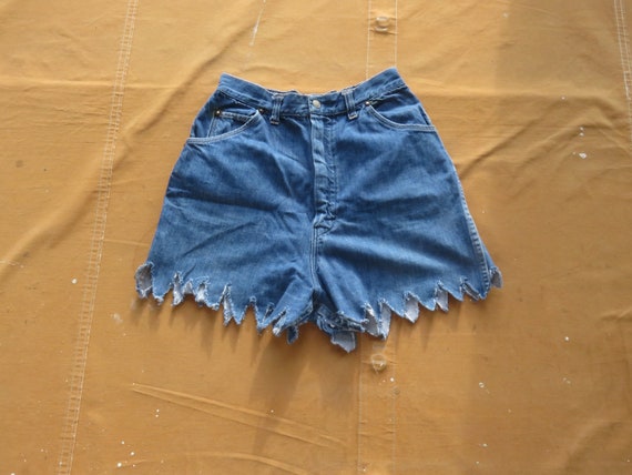 28 Waist 50s Zig Zag Cut Off Jean Shorts / Penney… - image 1