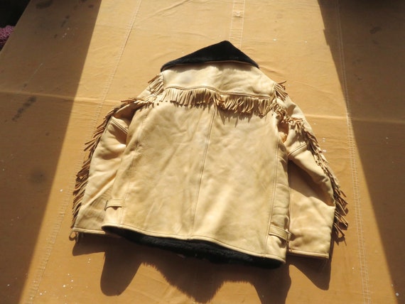 Medium 70s Buckskin Leather Fringe Jacket / Uber … - image 8