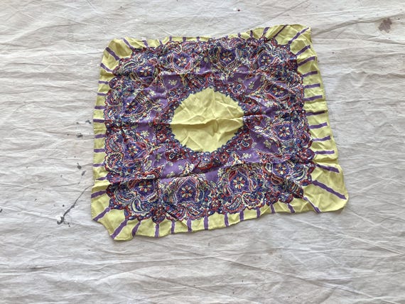 Vintage 40s / 50s Rayon Scarf Bandana / 1940s 1950s Scarf Silky Cold Rayon