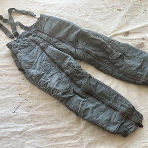 Small 50s / 60s US Air Force Heavy Winter Flight Pants / 1950s 1960s Winter Extreme Cold Weather Army Military Air Crew 30 32
