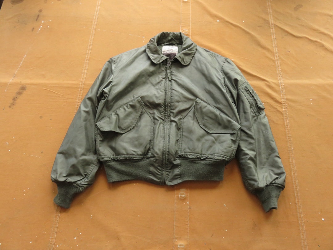 Large 80s US Air Force CWU-45/P Flight Jacket / Bomber Large 80s US Air Force CWU-45/P Flight Jacket / Bomber