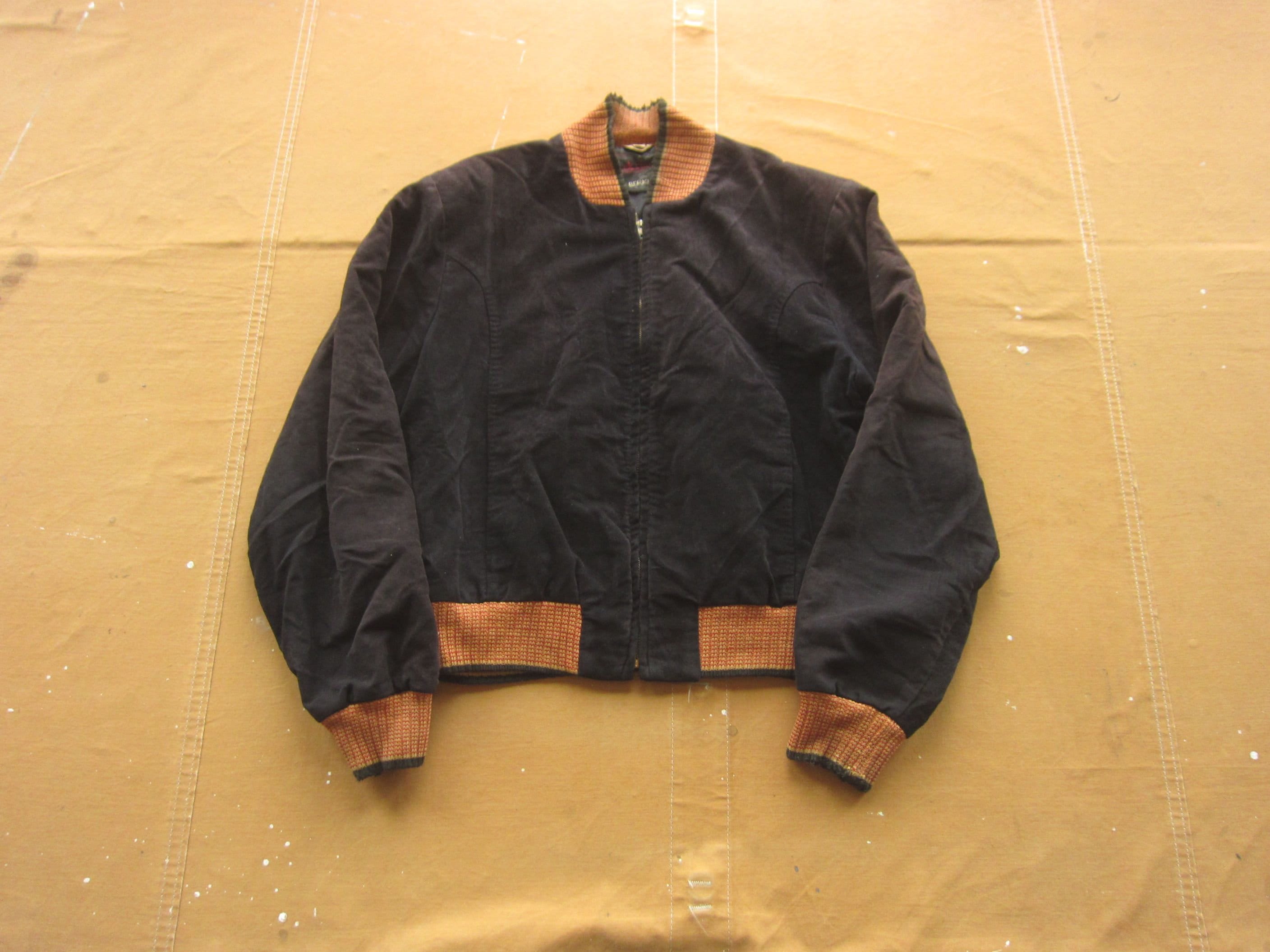 Small 50s Black Velour Bomber Jacket / Heeksuede, 1950s