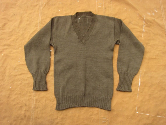 XS / Small 40s / 50s US Army V Neck Sweater / 194… - image 1