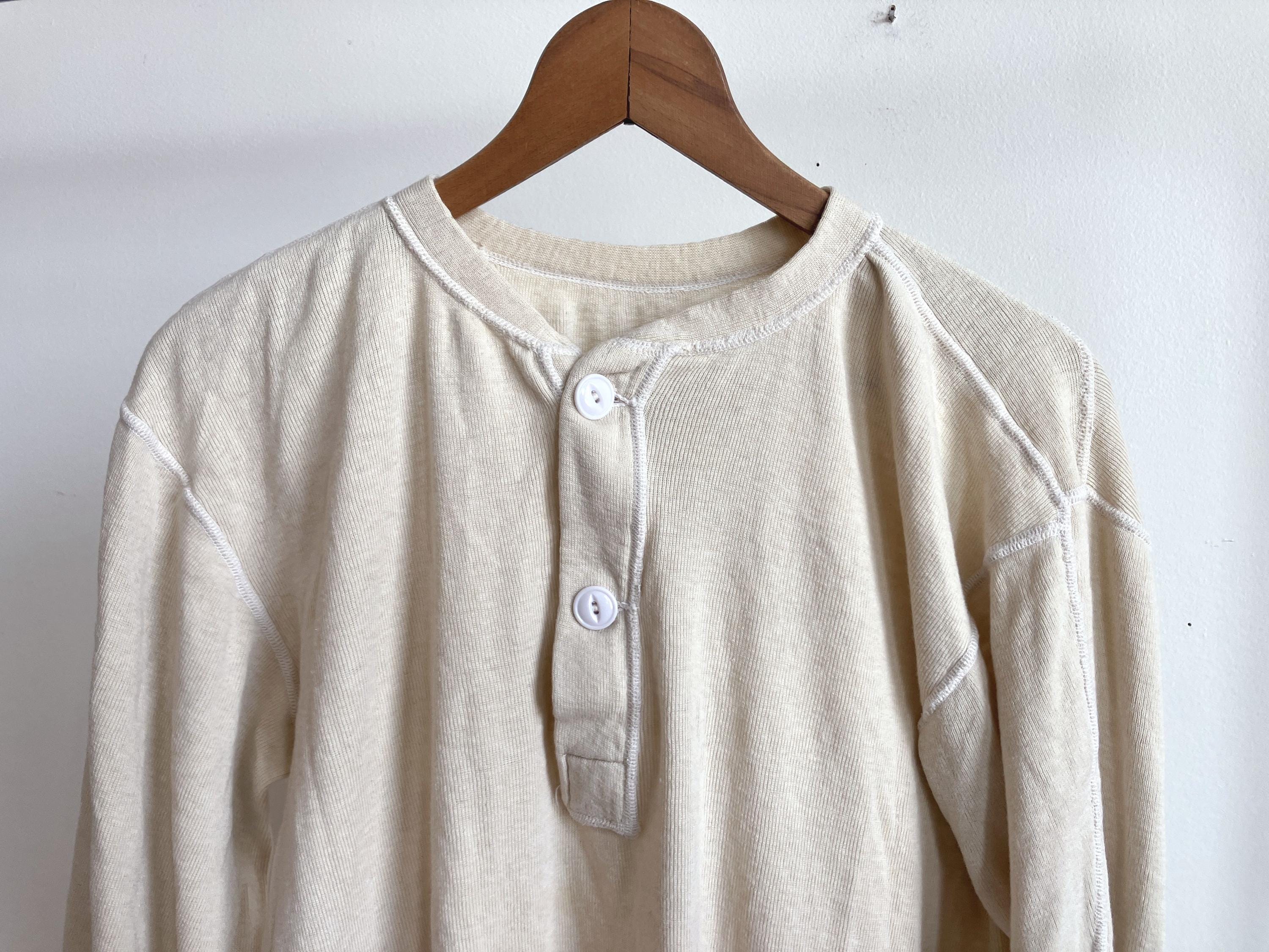 Medium 80s Distressed US Army Henley Thermal Shirt / Wool Cotton