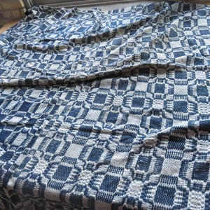 Antique Overshot Coverlet Blanket / Blue White Linsey Woolsey Handmade Throw Weaving