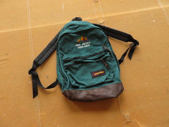 【USA製】Eastpak Backpack Leather Bottom IMG_1653_c8faf6af-e2c9-4d74-