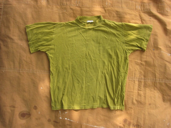 Small 50s 100% Cotton Green Yellow Mock Neck T-shi