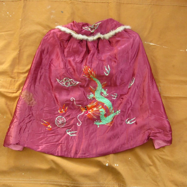 Kleines 40er/50er Jahre Souvenir besticktes Cape/Souvenir Jacke, 1940er 1950er Jahre, Sukajan, Drachen, Seide, Shrug Capelet Bolero