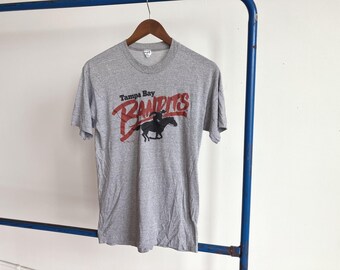 Medium 80s Tampa Bay Bandits T-shirt / 1980s Football Florida