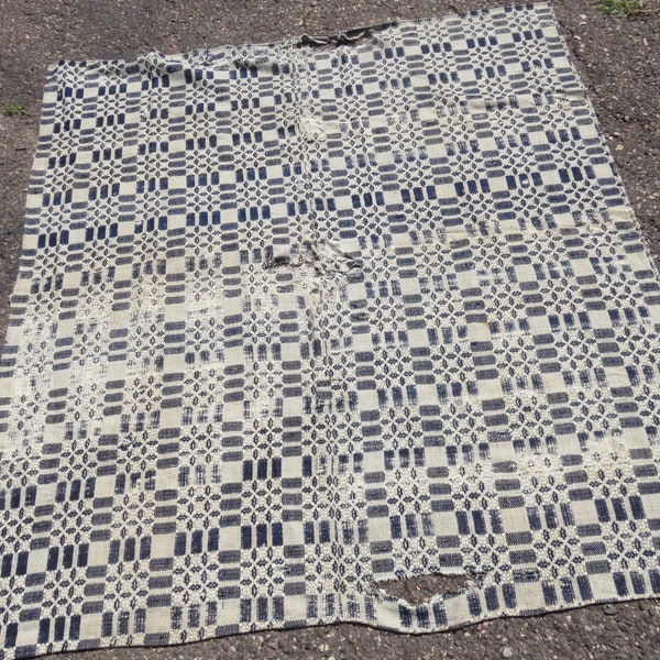 Antique Blue & White Linen Wool Coverlet / Hand Woven 1800s 1900s Linsey Woolsey Overshot Coverlet