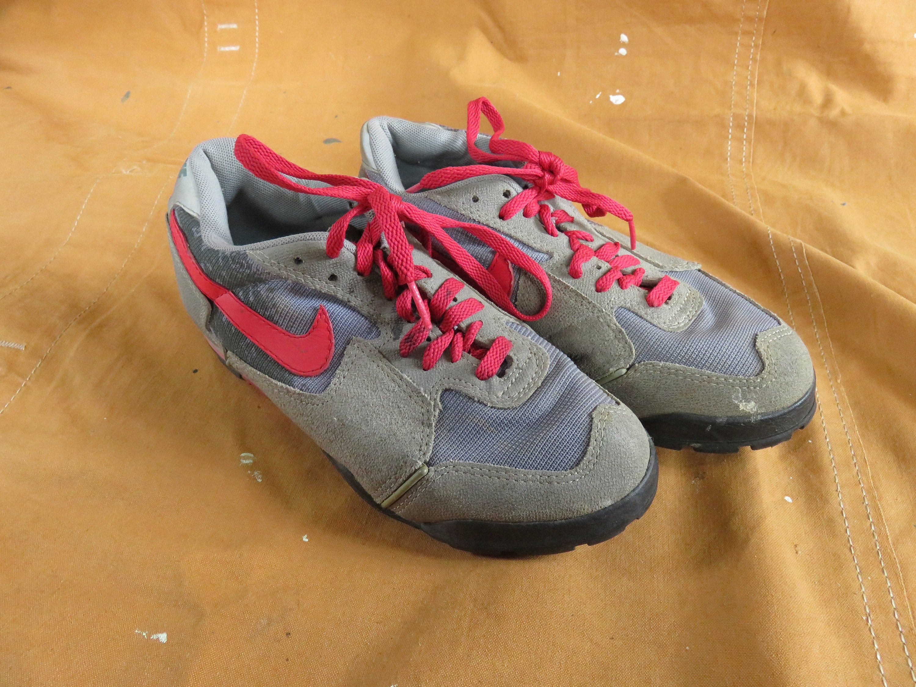 80s Nike Tennis Shoe 