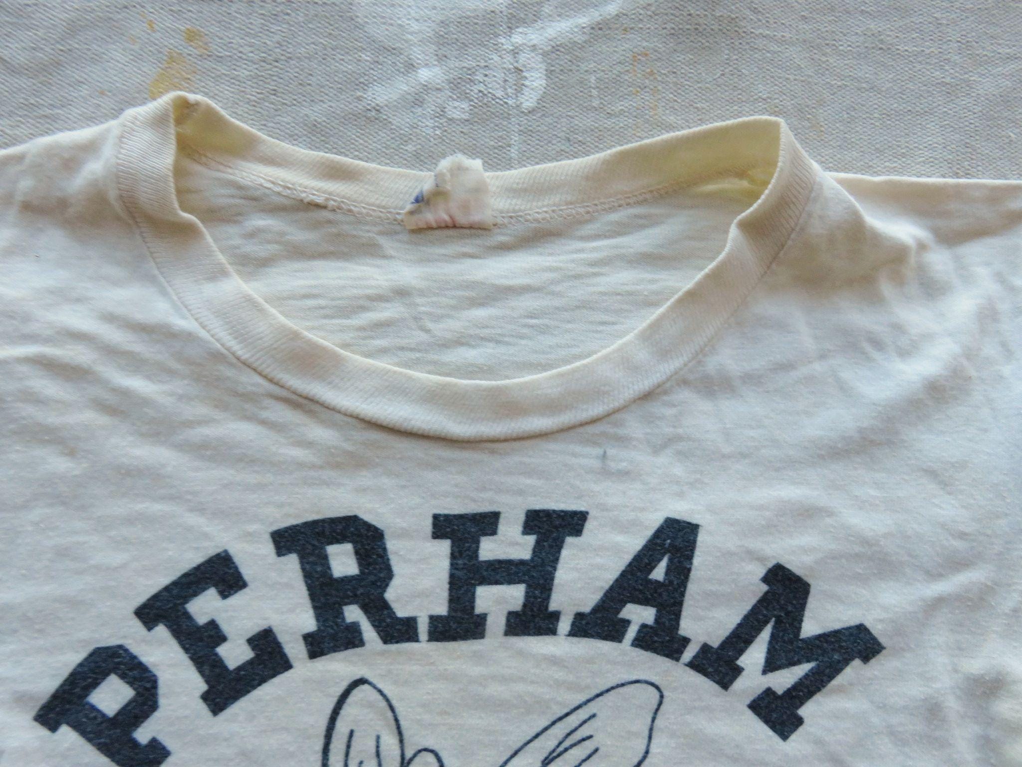 XS / Small 50s Champion Waterprint T-shirt / 1950s Running Man 