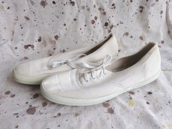 Women's 7.5 70s White Skips Tennis Shoes / White … - image 5
