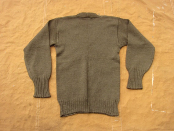 XS / Small 40s / 50s US Army V Neck Sweater / 194… - image 8