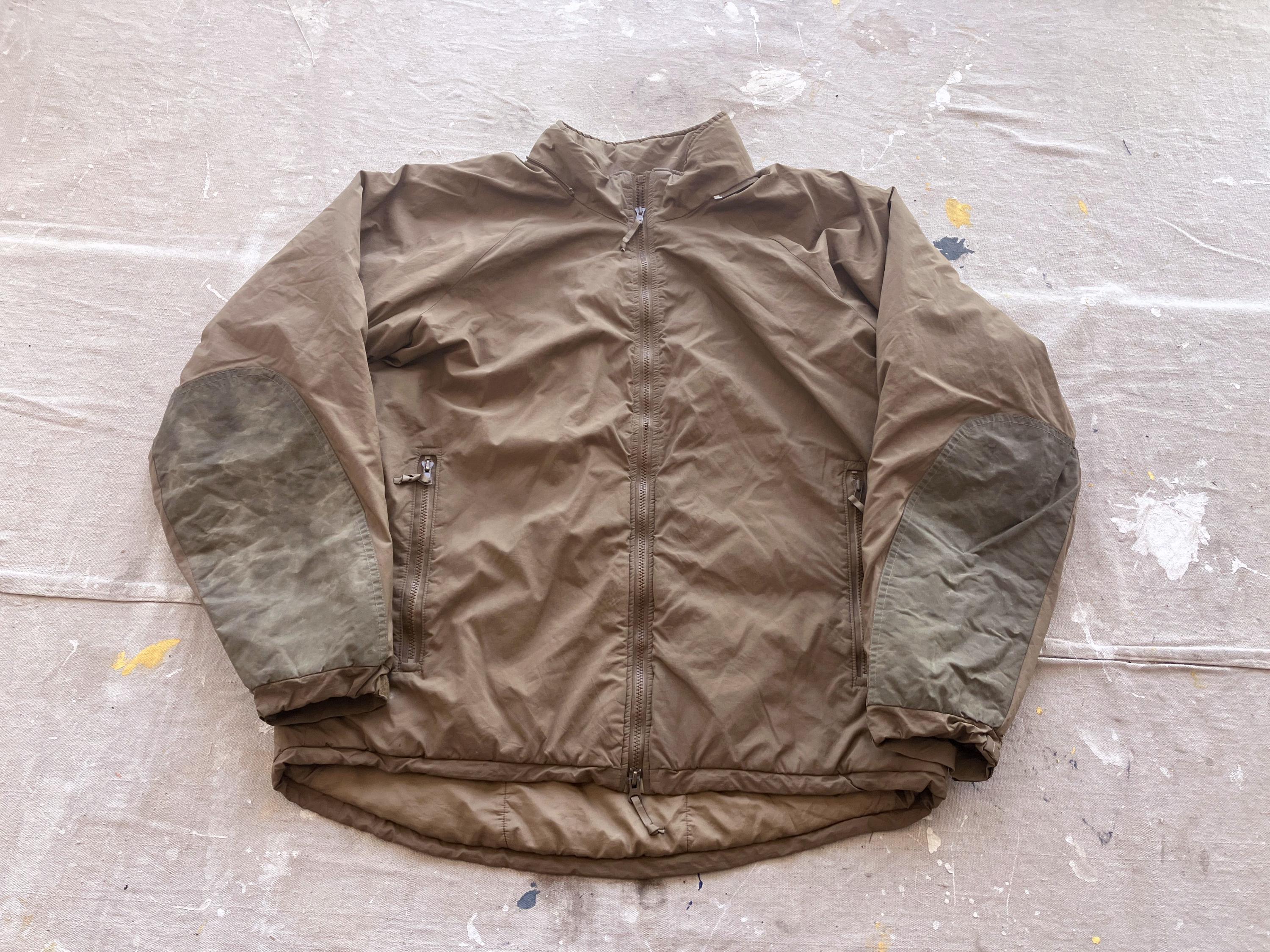 Medium / Large 00s US Military Extreme Cold Weather Parka Medium / Large 00s US Military Extreme Cold Weather Parka