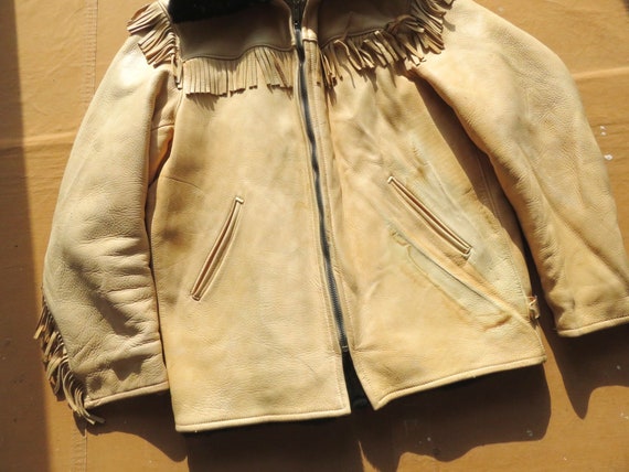 Medium 70s Buckskin Leather Fringe Jacket / Uber … - image 3