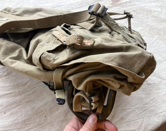 ヴィンテージ 40年代 米軍フレームバックパック / キャンバスグリーン