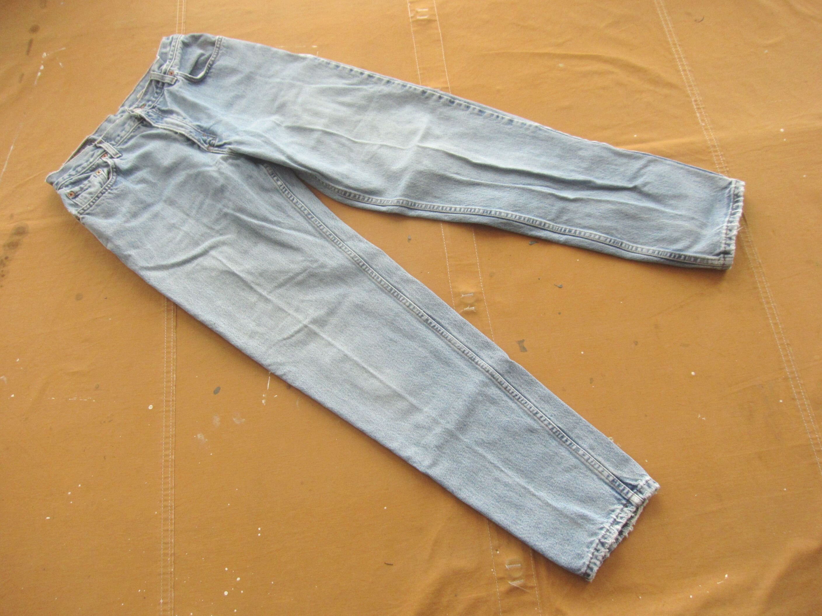 Buy Heitmann Blue Dye Cloth for Jeans - Faded Denim Refresher for Washing  Machines - Permanent Colour Restorer Online at desertcartAruba