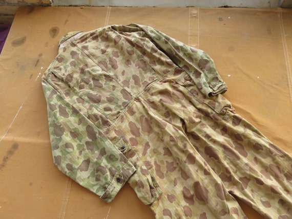 Large 40s US Army Frogskin Camouflage Coveralls / 1940s WW2