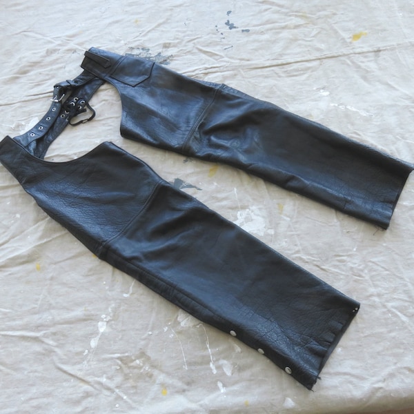 Small / Medium 90s Black Leather Motorcycle Chaps / Riding PantsReal Leather Milwaukee WI 33 34 35 36