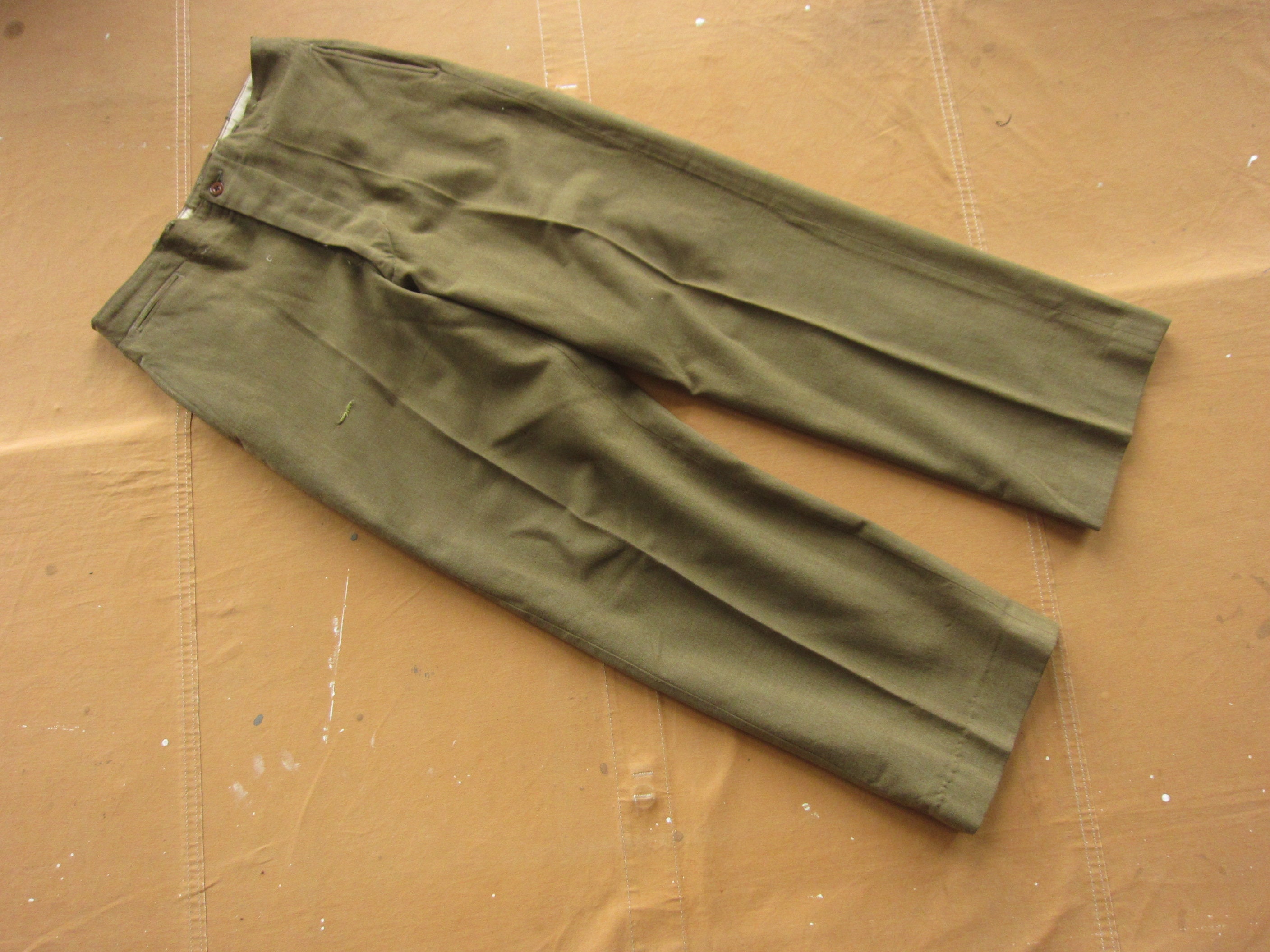 33 X 31 40s US Army Wool Uniform Trousers / 1940s, WWII WW2, Green