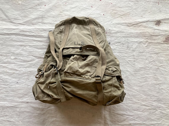 Vintage 40s US Army Frame Backpack / Canvas Green Military Army