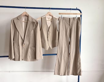 Small / Size 36 70s Fancy Three Piece Textured Cotton Suit / Beige Khaki 1970s Leisure