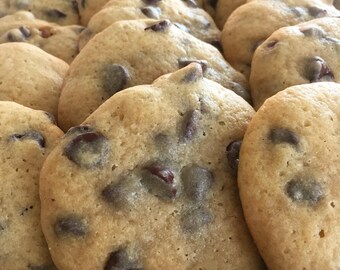 2 Dozen Chocolate Chip Cookies