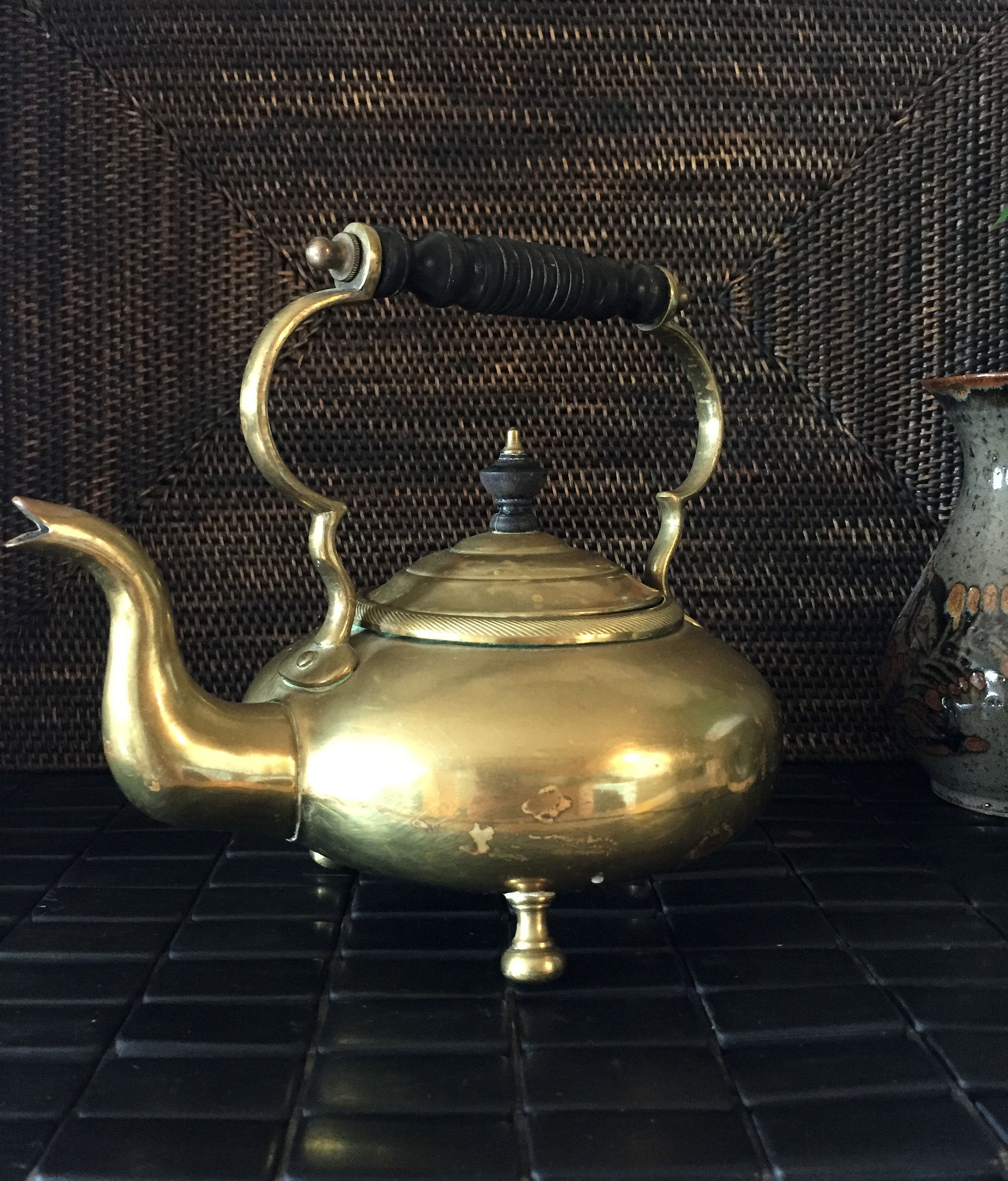 ANTIQUE BRASS KETTLE Vintage Brass kettle with lid Wooden Etsy