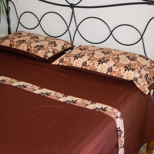 Chocolate and Flowers Sheet Set image 3