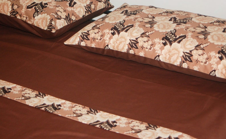 Chocolate and Flowers Sheet Set image 2