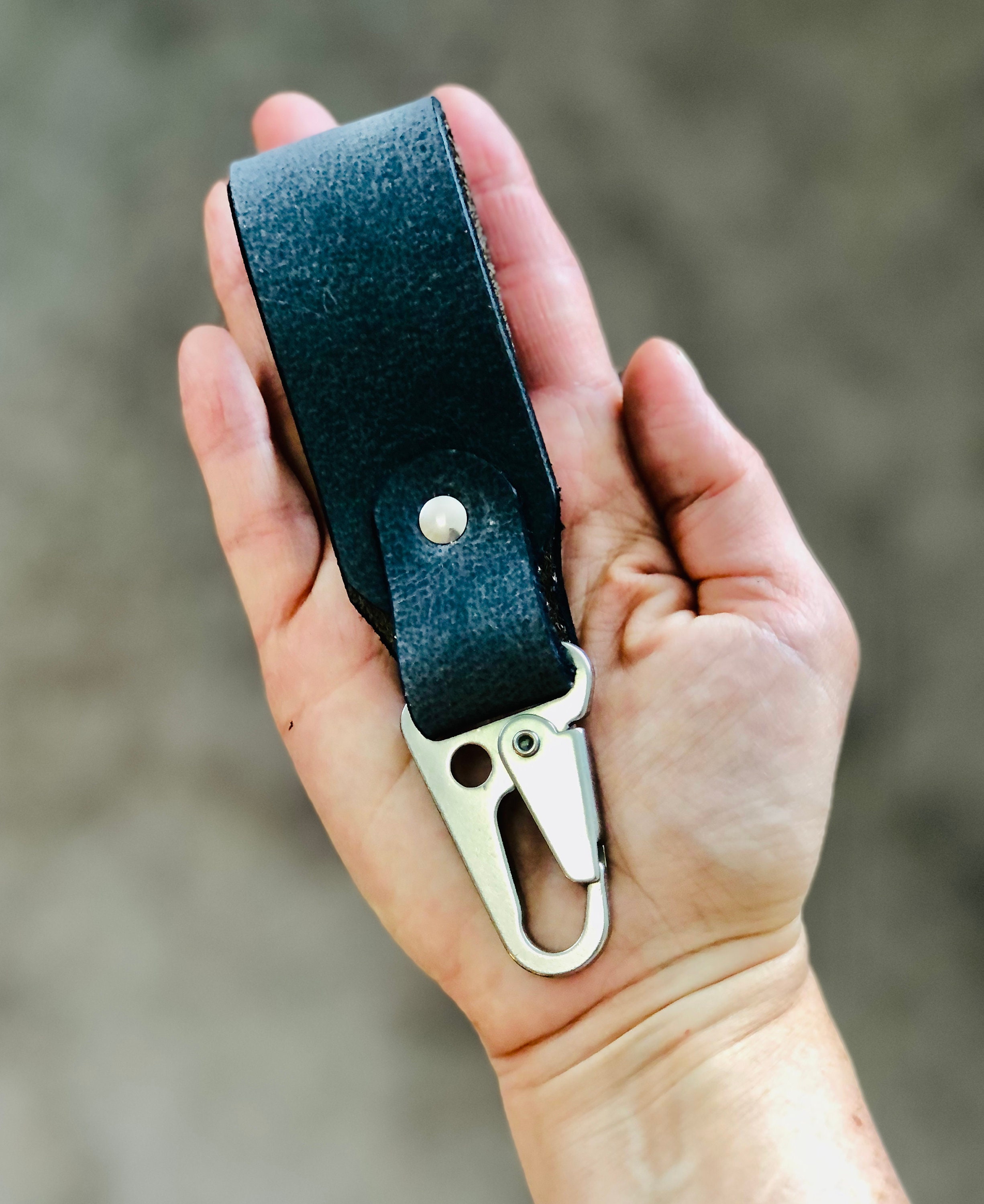 Full grain leather belt key holder distressed leather belt hook clip for  keys