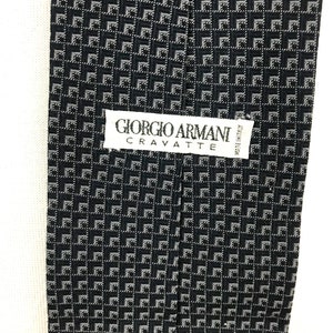 GIORGIO ARMANI Vintage Silk Tie – Handmade Luxury Business Fashion – 100% Silk – Italy – No.31