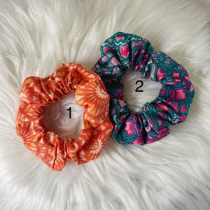 Scrunchies, hair ties, elastic scrunchies, fabric scrunchies, fabric hair ties, silk scrunchies, cute hair ties, fashion scrunchies, boho