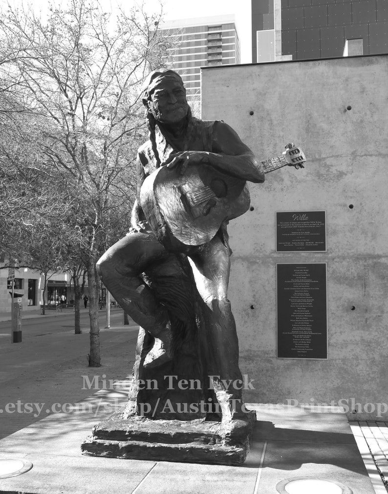 Willie Nelson Sculpture Austin Texas Austin Art Downtown Etsy