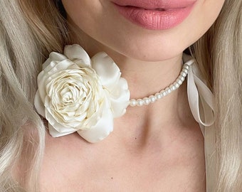 Ivory Pearl Choker Necklace Bridesmaid Gift Wedding Choker Flower Choker Necklace Bridal Choker Cream Choker Necklace Victorian Choker Beige