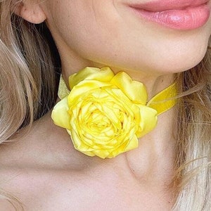 Yellow Necklace Rose Flower Choker Gift for Her for Yellow Corset Top, Lemon accessories, Yellow Flower Neck Tie, Stylish Neckwear for Women