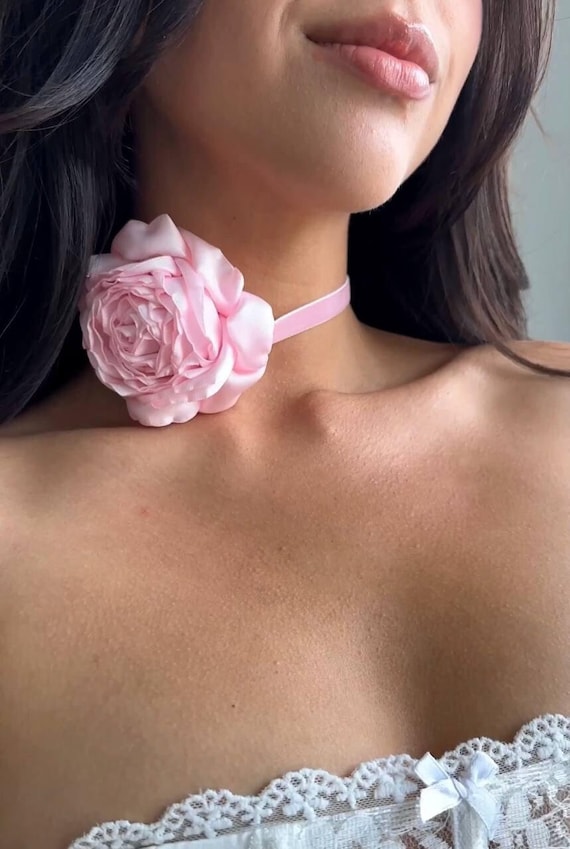 Light Pink Flower Choker Necklace Rose Choker With Flower