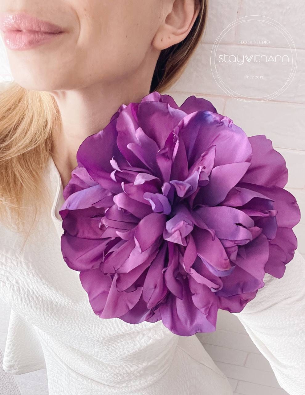  8in large flower fabric rose floral brooch pin large flower brooch  pin for women and men, oversized flower corsage brooch for wedding, party,  dress and scarf, gift for her (black-FBA): Clothing