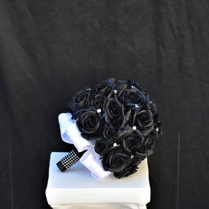 Clutch Bouquet Black and White Ribbon