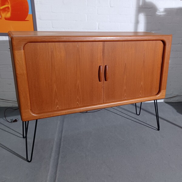 Lowboard teak, teak sideboard sideboard Dyrlund bar slat door