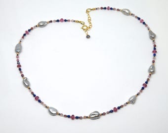Necklace with Keshi pearls (cultured and Tahitian) and semi-precious stones