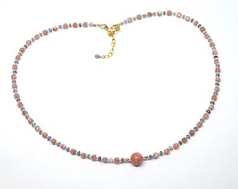 Semi-precious stone necklace with pink/orange stone