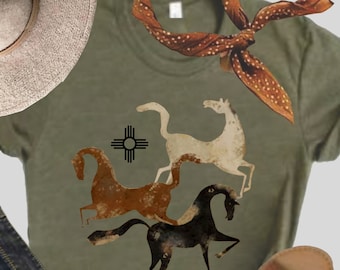 Primitive Horse T-Shirt: Women's Southwest Western Tee