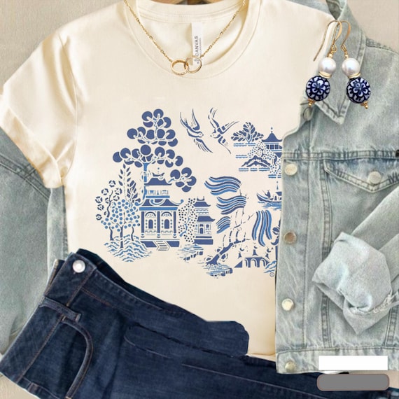 China Blue Graphic Tee: Asian Art Women's Fashion T-Shirt